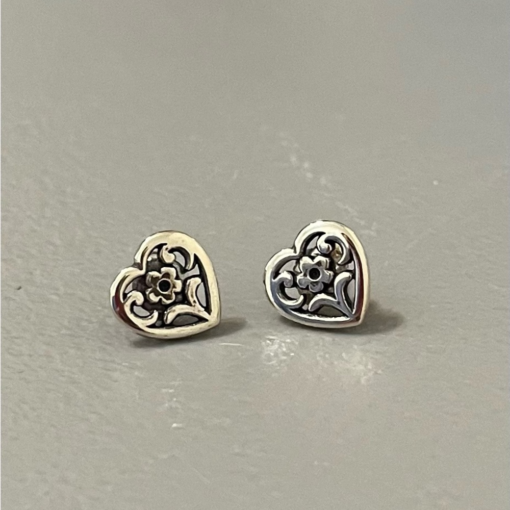 RETIRED James Avery heart with flower earrings